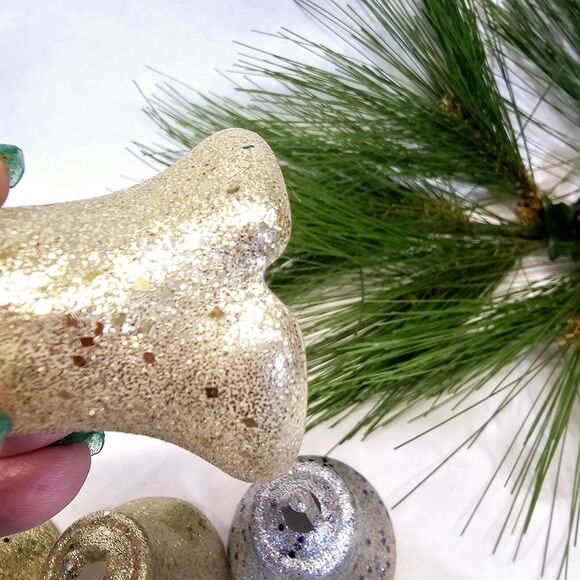Vintage 6 Hard Plastic Gold Silver Glitter Bell Christmas Tree Ornaments Retro! - Picture 6 of 11